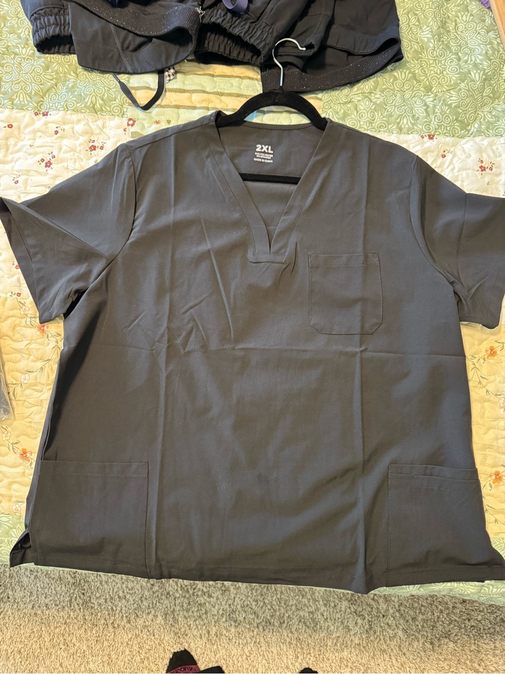 Unbranded Women's Black V-Neck Short Sleeve Medical Scrub Top